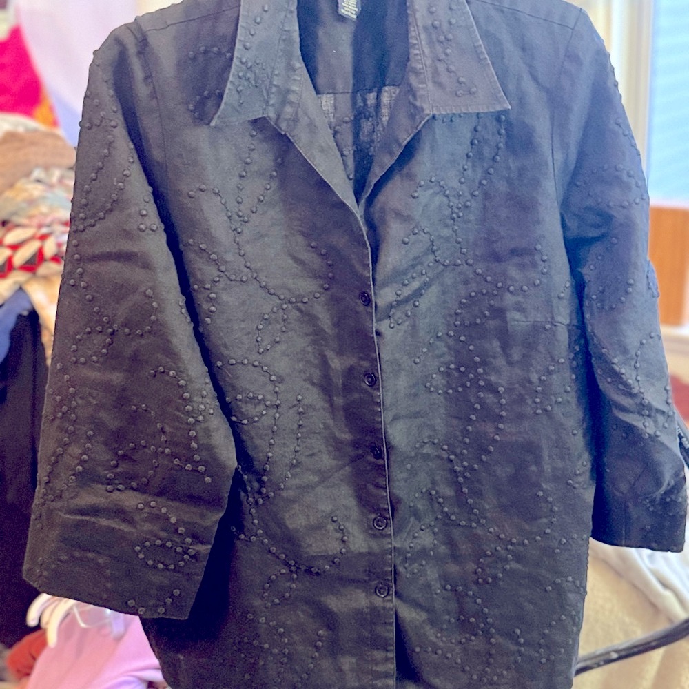 Jones New York Black Textured Tunic Top